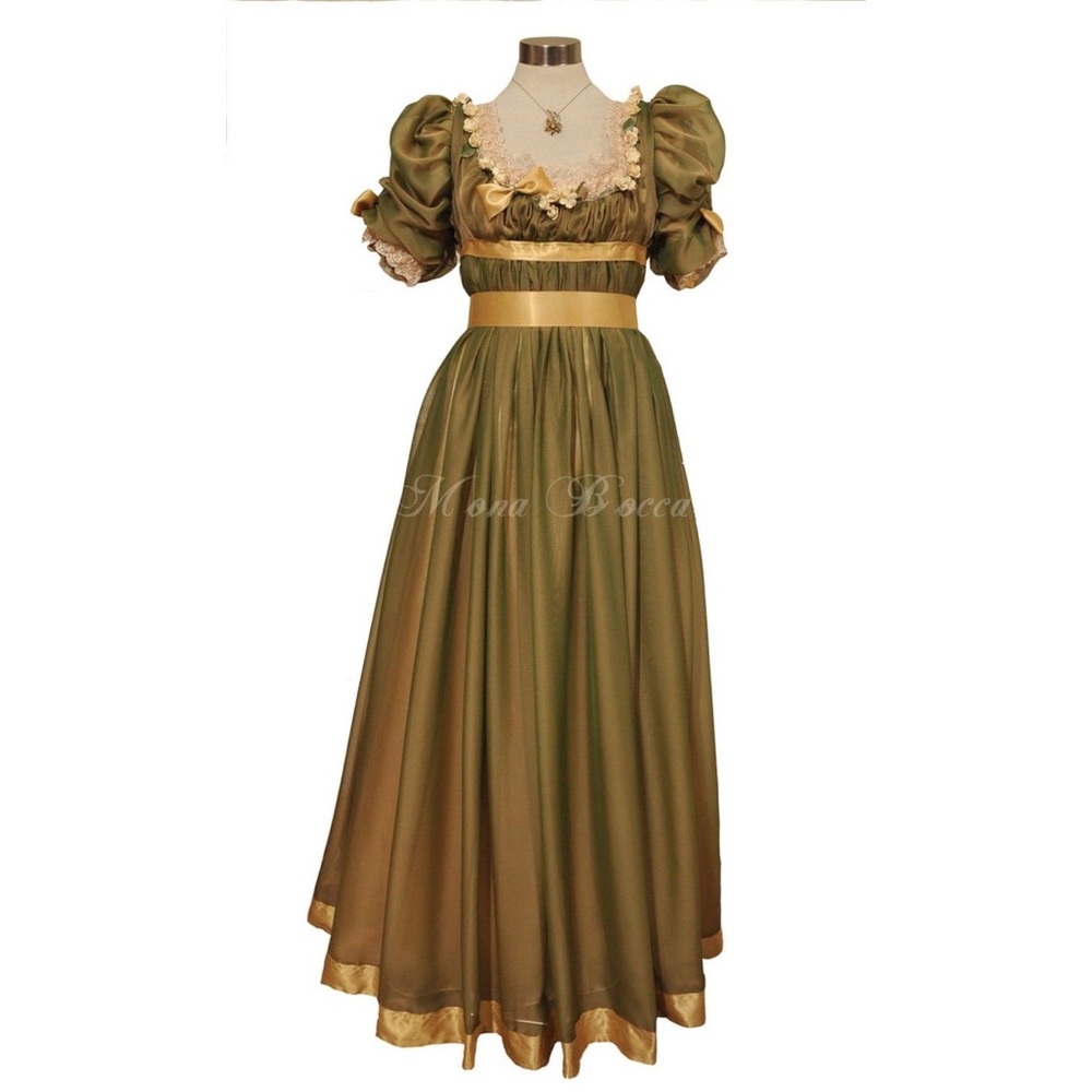 Green and Gold Regency Ball Gown ✨